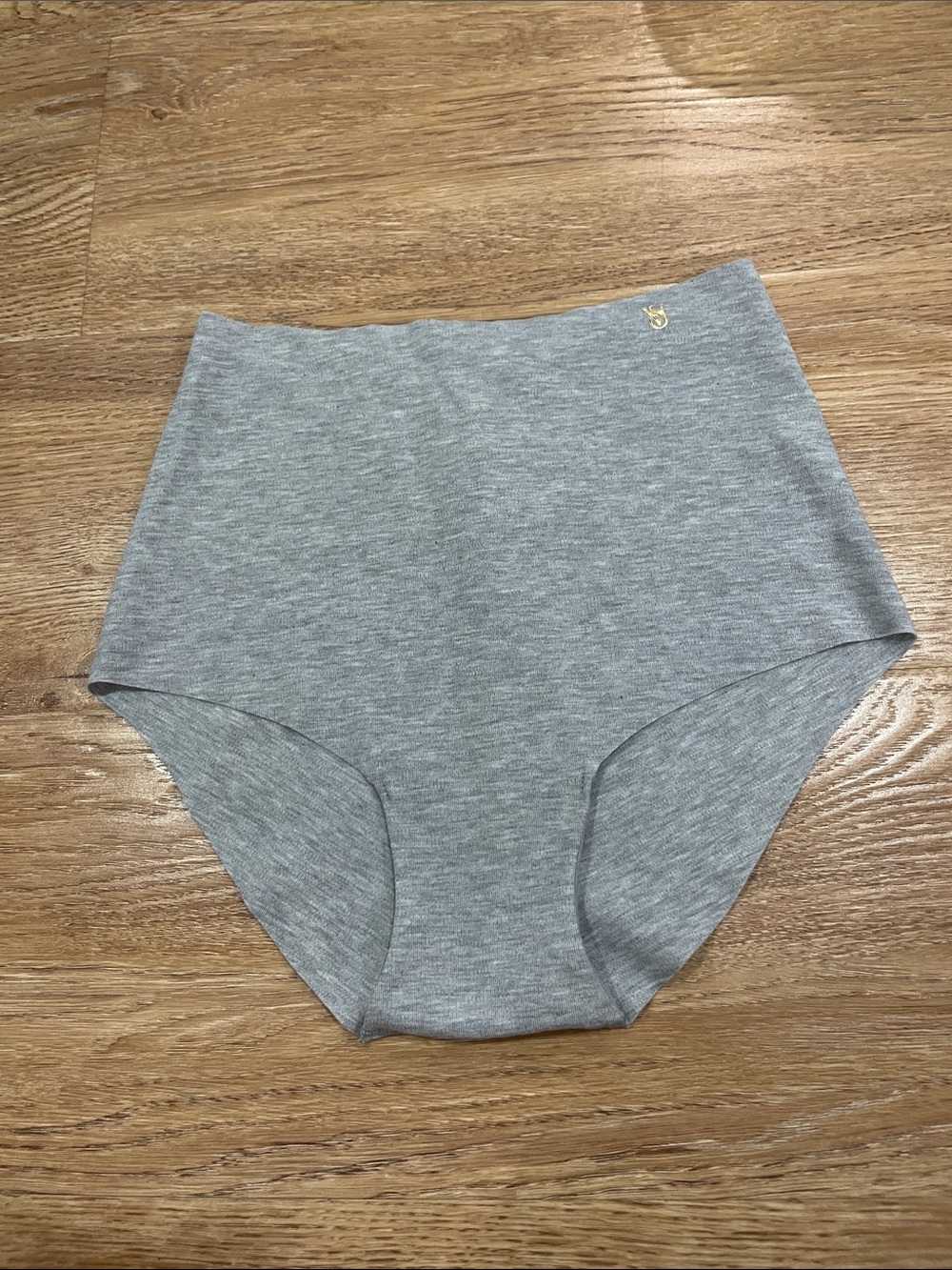 High-Waist Seamless Women’s Shorts – Gray